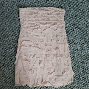 Pale pink strapless flounce dress